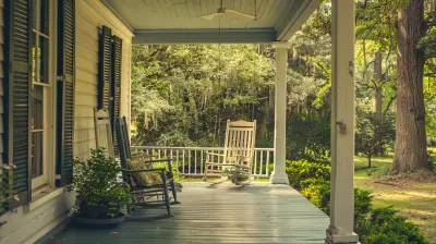 The Importance of First Impressions: Porch Design Tips