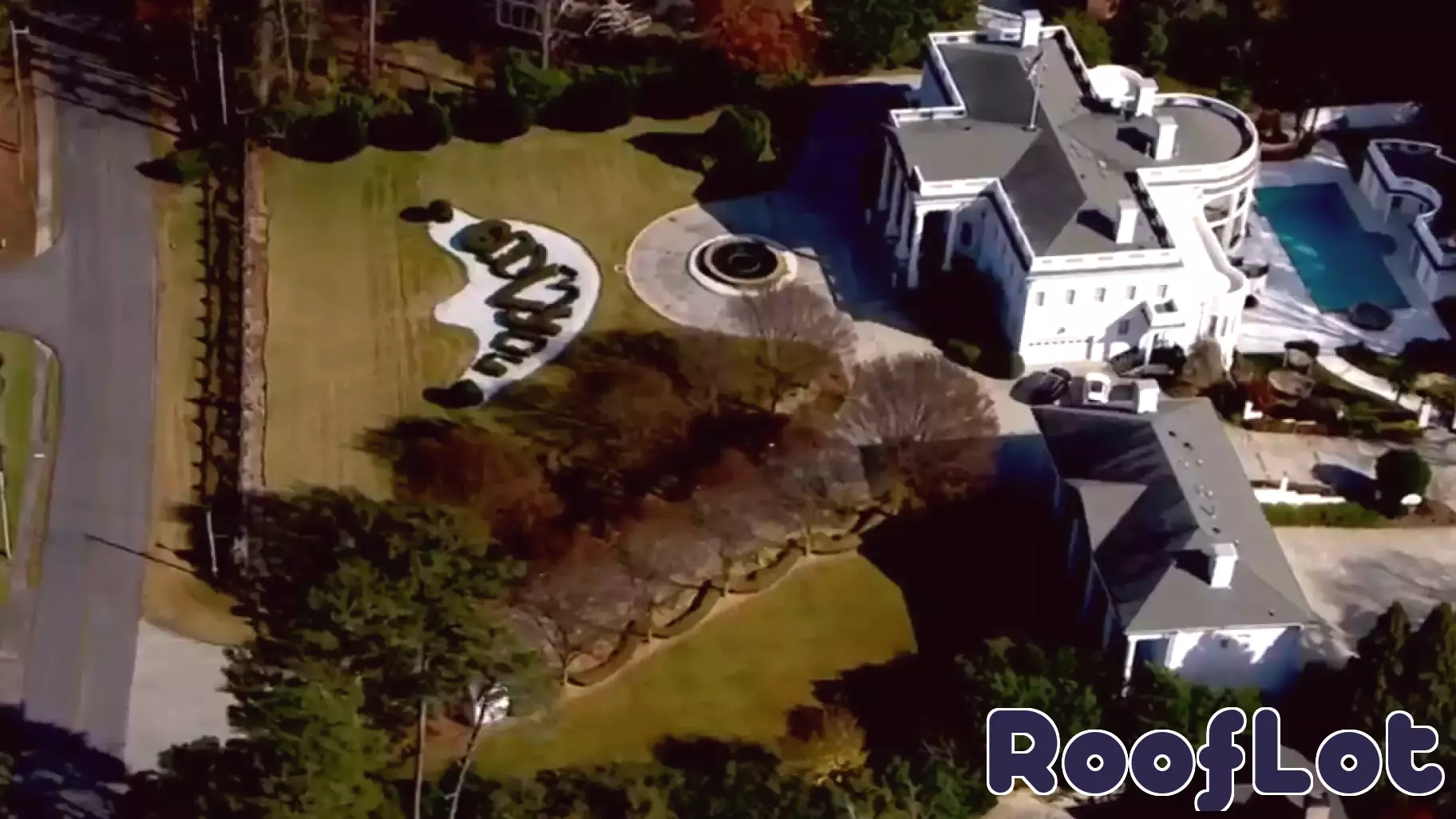 Iconic White House Replica Near Atlanta Listed for $35 Million