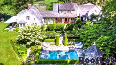 $7.25 Million Connecticut Estate Boasts Idyllic English Gardens—and Nearly 300 Years of History